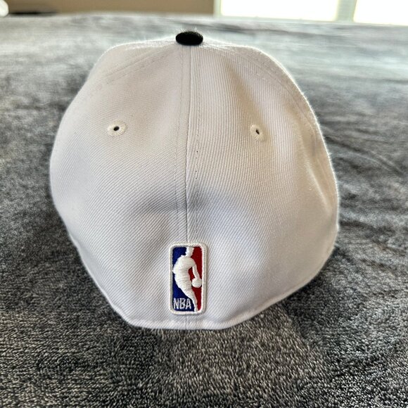 NBA New Era 59Fifty Miami Heat Snapback Cap, Size 7 3/8" (58.7 cm) - Picture 4 of 7